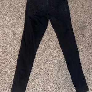 Levi’s 9R Black Super Skinny